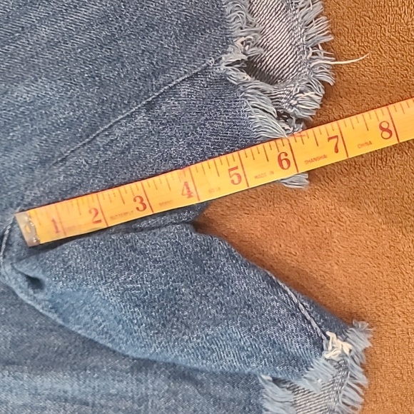 Free People Medium Wash Blue Button Fly High Rise Baggy Shorts Women's Size 4 - Picture 8 of 12